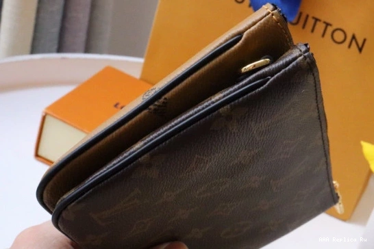 AAA Pruses Bags VUITTON LOUIS POCHETTE ZIP DOUBLE 0809